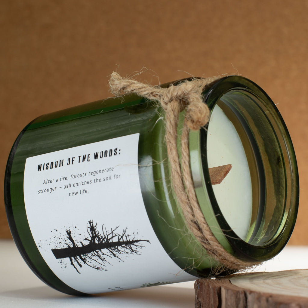 Bougie de soja Frêne & Fumée de bois — Greenman Rituals